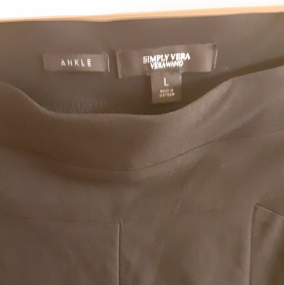 Womens Ancle Cut Slacks